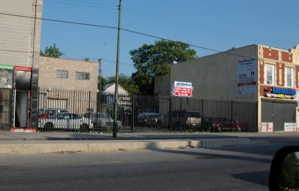 The Hut as it was called was Oscar's Grill at 50th Street and Ashland Avenue